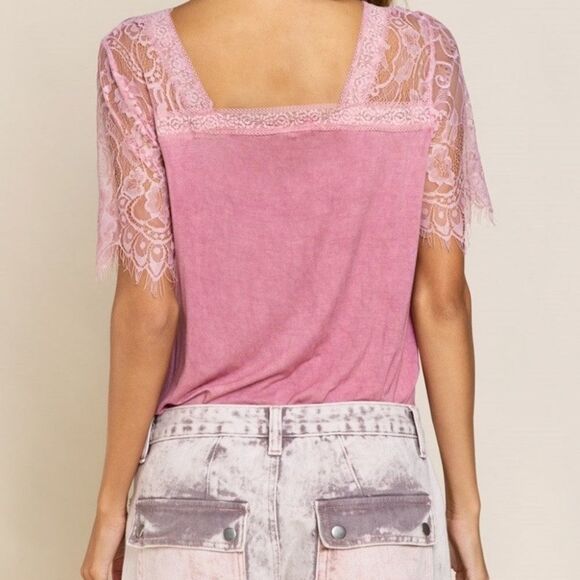 Sweetheart Lace Top - Picture 2 of 2